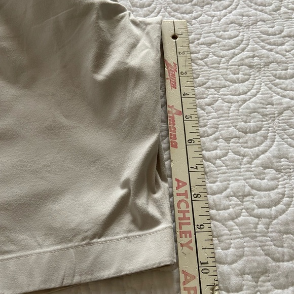 Ann Taylor The Boardwalk Bermuda Shorts Khaki Size 6 - Picture 10 of 10